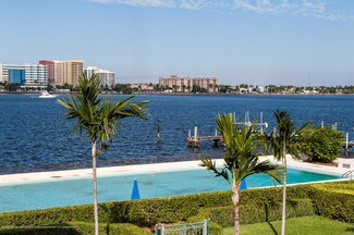 309 Everglade Ave, Palm Beach, FL 33480