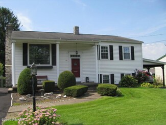 10 Sunvalley Dr, Sunbury, PA 17801
