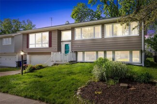 2725 Virginia Dr SE, Cedar Rapids, IA 52403