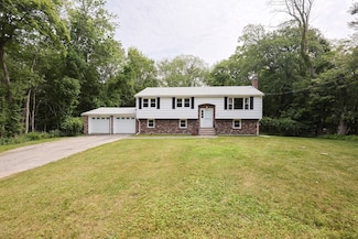 286 Mountain St, Sharon, MA 02067