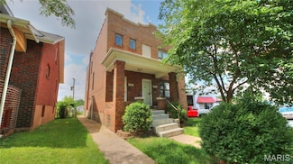 5912 Arsenal St, Saint Louis, MO 63139