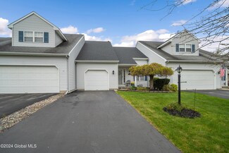 51B Raylinsky Ln, Mechanicville, NY 12118