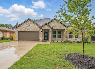 1725 Andrew St, Mesquite, TX 75149