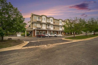 725 Harbor Watch Dr, Petoskey, MI 49770
