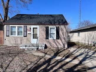 7511 Orchard Ave, Warren, MI 48091