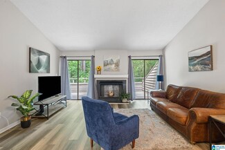 3806 Windhover Cir Unit 3, Vestavia Hills, AL 35216