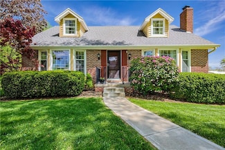 1509 S 41st St, Saint Joseph, MO 64507