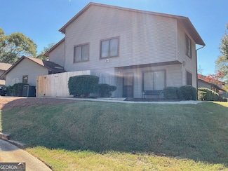 2763 Whitewater Ct, Austell, GA 30106