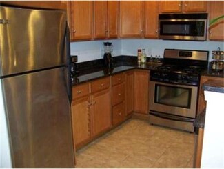 51 Pearl St Unit 305, Malden, MA 02148
