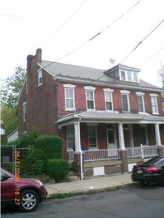 329 Jefferson Ave, Pottstown, PA 19464