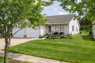 381 Spruce St, Barberton, OH 44203