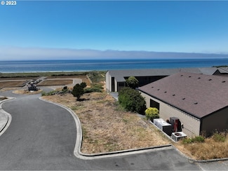 94085 Rubys Way, Goldbeach, OR 97444