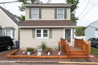 127 Sixth St, Keansburg, NJ 07734