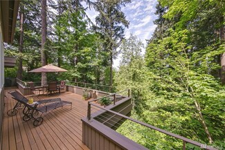4200 W Lake Sammamish Pkwy SE, Bellevue, WA 98008