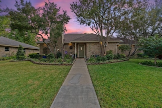 4008 Medina Dr, Plano, TX 75074