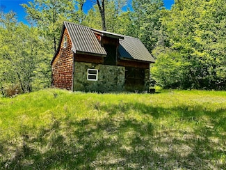 285 South Rd, Stanfordville, NY 12581
