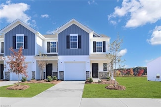 176 Plumtree Ct, King, NC 27021