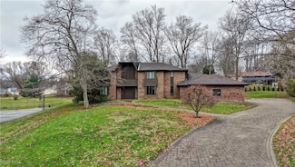 808 47th St NE, Canton, OH 44714