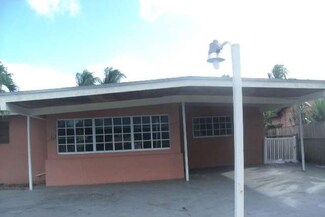 560 SE 7th St, Hialeah, FL 33010