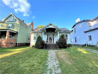 325 10th Ave, New Brighton, PA 15066
