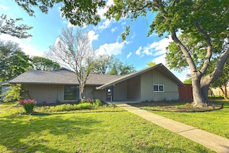 3229 Merrell Cir, Dallas, TX 75229