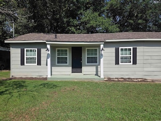 1012 N Lowe St, Stuttgart, AR 72160