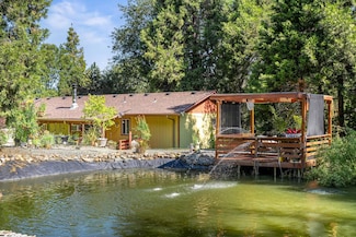 1857 Quines Creek Rd, Azalea, OR 97410