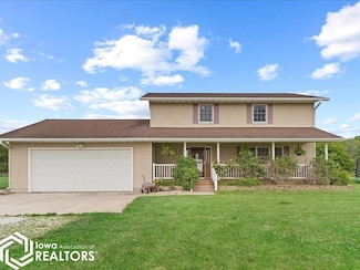 10520 220th Ave, Danville, IA 52623