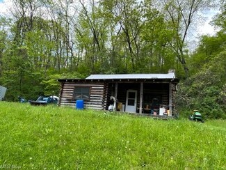 2248 Pageant Rd SE Unit 19, Carrollton, OH 44615