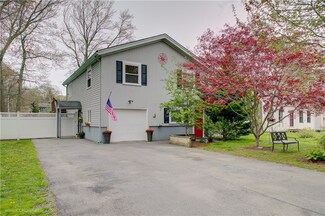 39 Belvedere Dr, Bristol, RI 02809