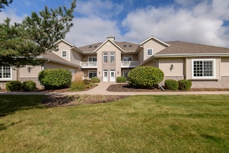 1617 Grey Fox Trail Unit C, Mukwonago, WI 53149