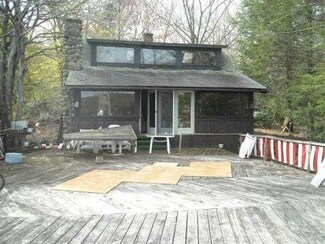 1 Pine Island Lake, Westhampton, MA 01027
