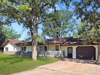 609 E University Ave, Badger, MN 56714