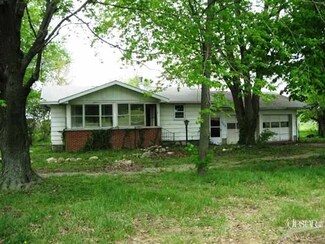 604 E 5th St, Burlington, IN 46915