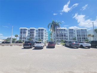 4900 38th Way S Unit 302, Saint Petersburg, FL 33711