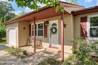 5 Greenmeadow Ln Unit 72, Whiting, NJ 08759