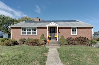 158 Newtown St, Middletown, CT 06457