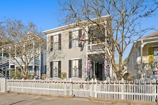 1512 Rosenberg St, Galveston, TX 77550