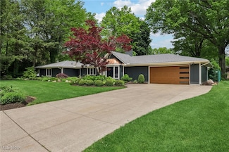 891 Westgrove Rd, Akron, OH 44303