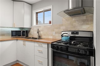 5558 Kingsport Dr NE Unit 27, Atlanta, GA 30342