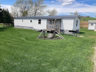 334 Roy St, Derby, VT 05829