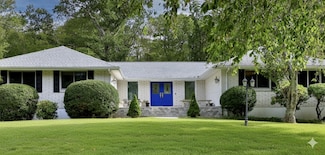 415 Wildwood Dr, Stratford, CT 06614