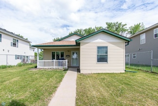 1908 4th Ave N, Moorhead, MN 56560