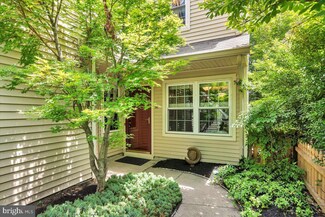 50 Woodlake Dr Unit 50, Marlton, NJ 08053