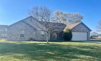 914 S Windhaven Ct, New Palestine, IN 46163