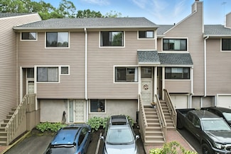 222 Sunrise Hill Rd Unit 222, Norwalk, CT 06851