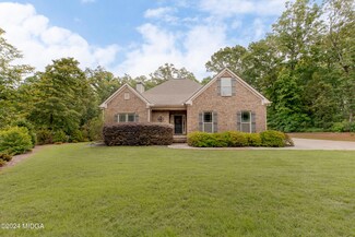 103 N Knotty Ct, Forsyth, GA 31029