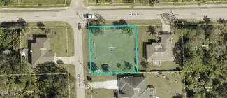 707 W 6th St, Lehigh Acres, FL 33972