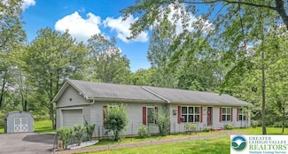 121 Pinoak Dr, Jim Thorpe, PA 18229