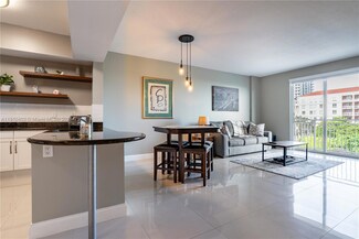 7270 SW 88th St Unit B302, Miami, FL 33156